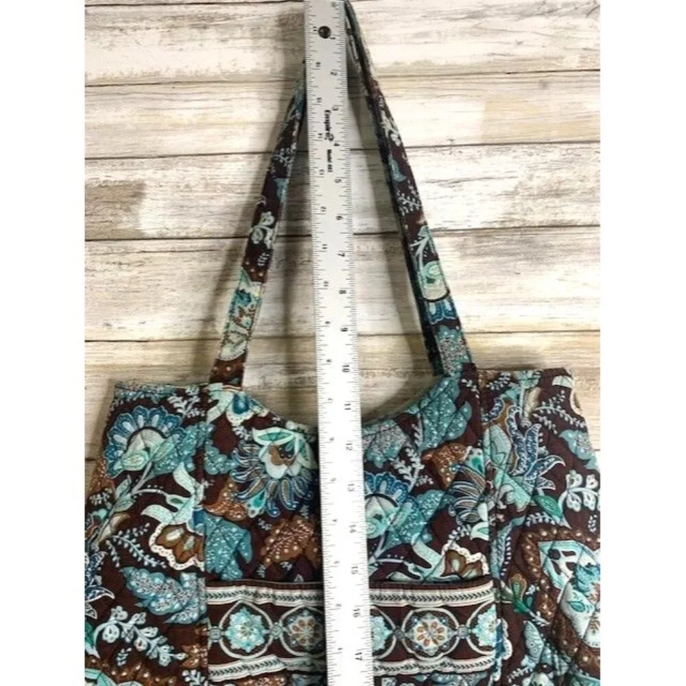 Vera Bradley this spacious